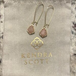 Kendra Scott Pink and Gold Rose Quartz Carrine Geometric Earrings